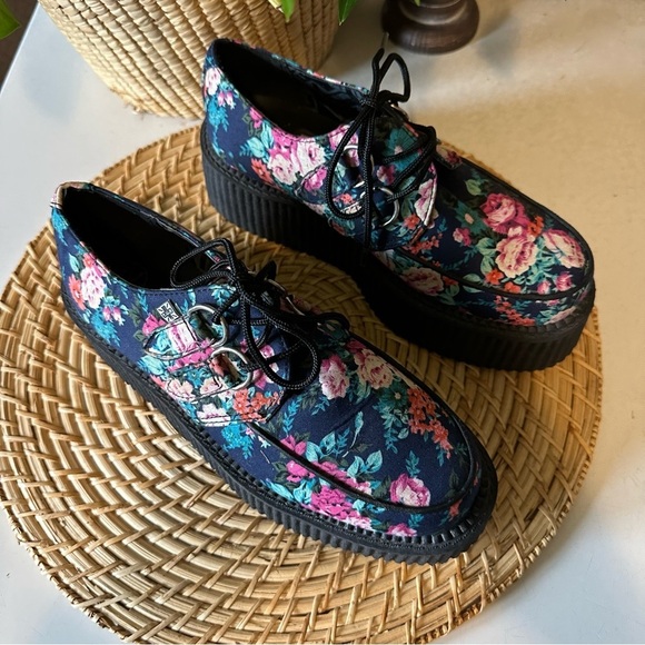 Tuk Mondo Floral Creeper Lace Up Womens 7 - Picture 2 of 11